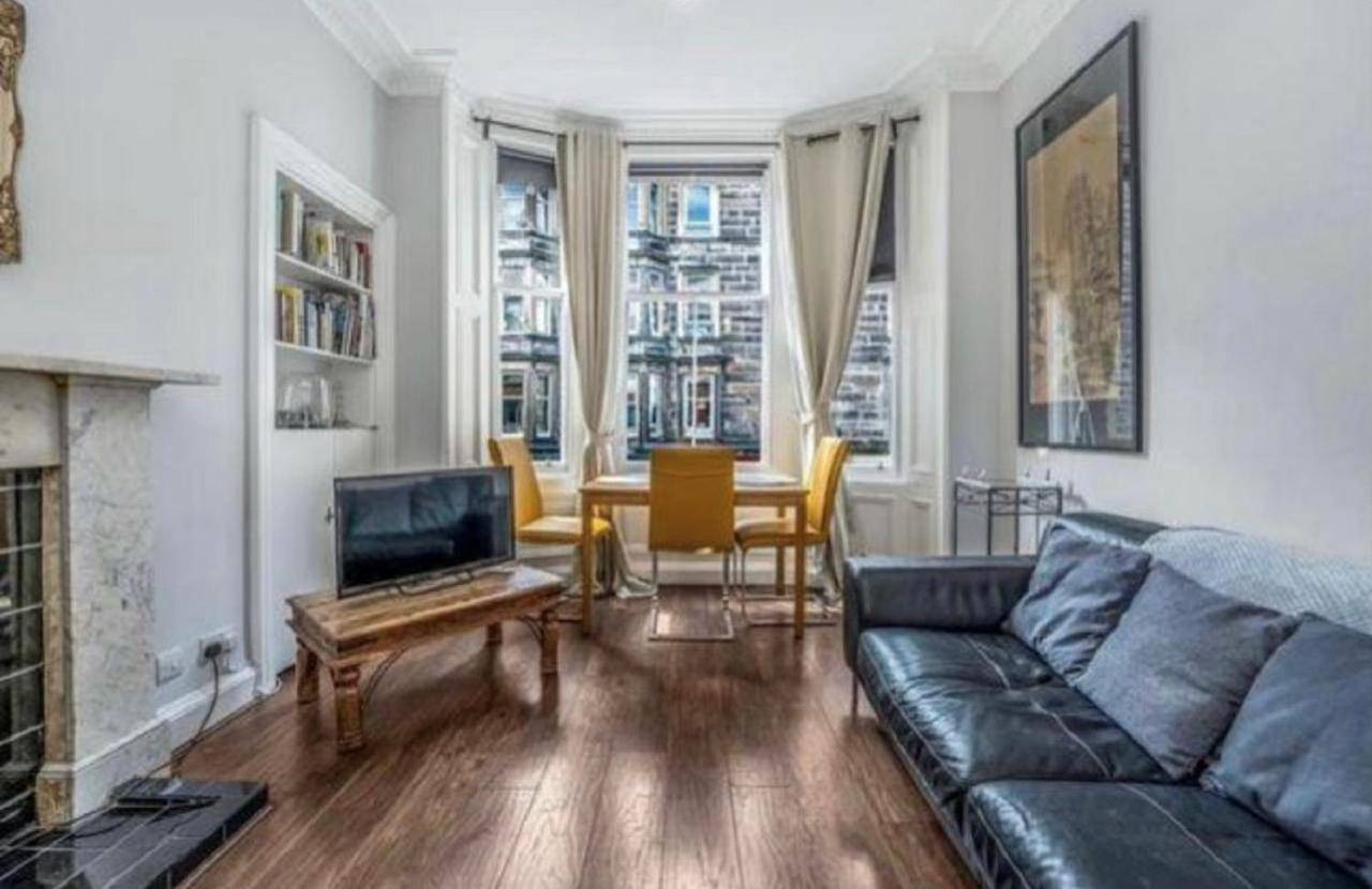Spacious & Comfortable 3 Bedroom Apartment - Near City Centre - Free Parking Available - Sleeps Up To 5 Guests Edinburgh Ngoại thất bức ảnh